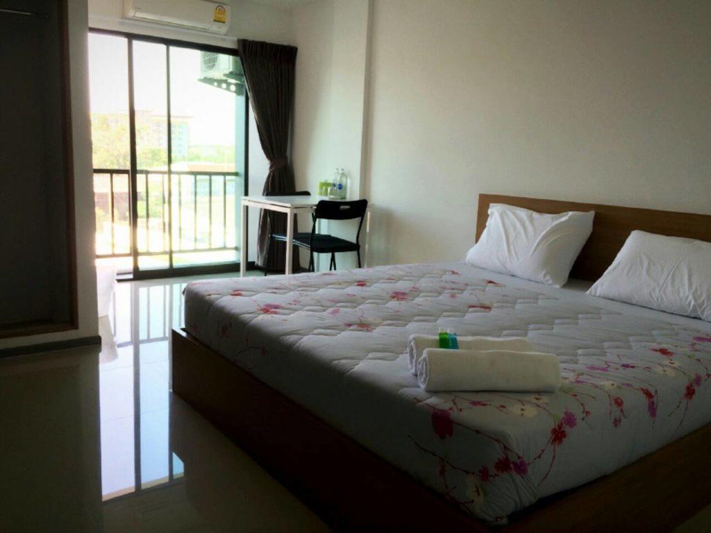 Promsook Apartment Chonburi Habitación foto